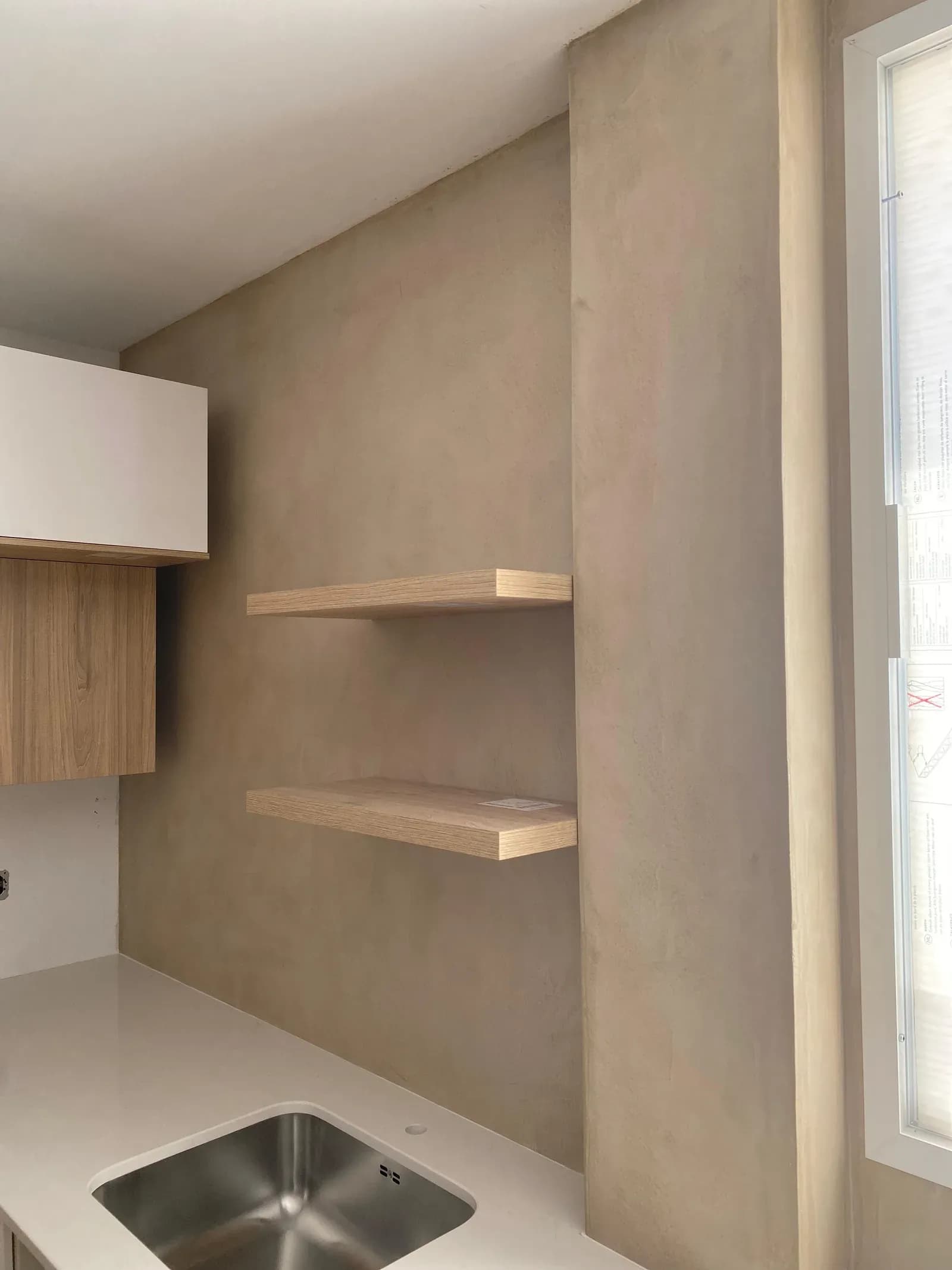 Cocina revestida en microcemento
